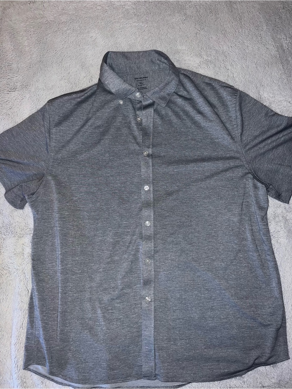 Van Heusen Men's Heather Gray Short-Sleeve Button-Down Shirt